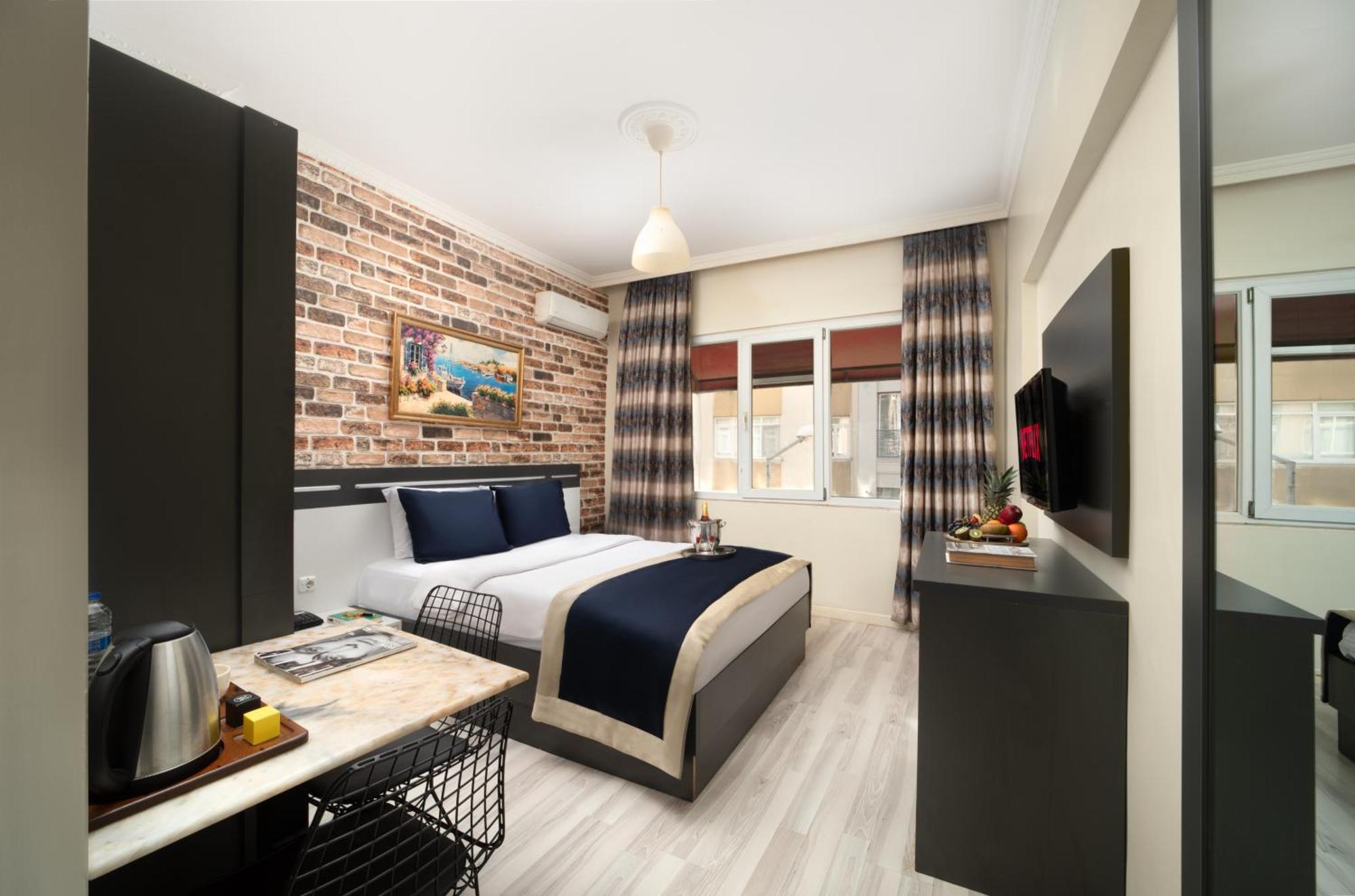 Istanbul Hotel & Suites Exterior photo
